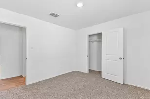 398 Ebbsfleet Dr, Uhland, TX 78640 - Photo 22