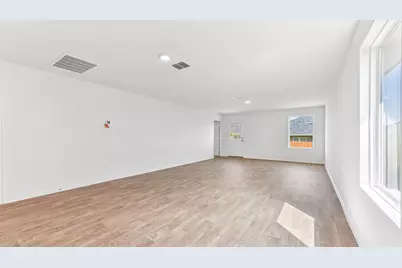 398 Ebbsfleet Drive, Uhland, TX 78640 - Photo 10