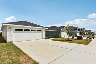 398 Ebbsfleet Dr, Uhland, TX 78640 - Photo 4