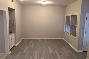 3200 Duval St, Austin, TX 78705 - Photo 8