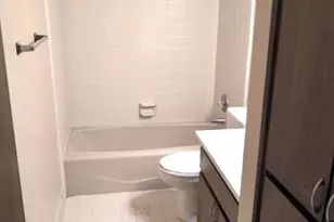 3200 Duval St, Austin, TX 78705 - Photo 16