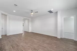 13613 Baileyfield Dr, Pflugerville, TX 78660 - Photo 6