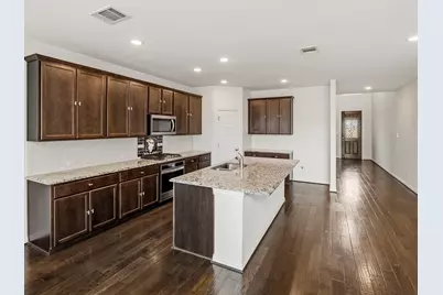 3901 Eland Drive, Pflugerville, TX 78660 - Photo 8