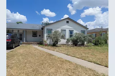 808 W Lee Avenue, Kingsville, TX 78363 - Photo 1