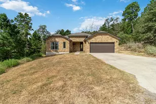 106 Kaapahu Dr, Bastrop, TX 78602 - Photo 1