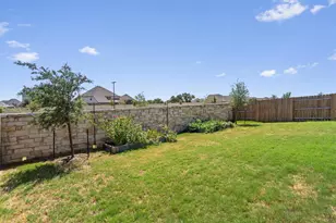 1304 Snowdrop Dr, Georgetown, TX 78628 - Photo 36