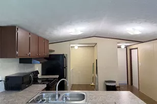 538 Cottletown Rd, Smithville, TX 78957 - Photo 6