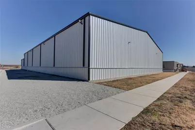 787 County Road 307 Road, Jarrell, TX 76537 - Photo 16