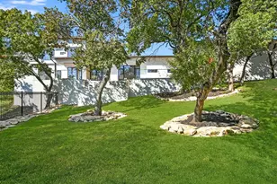 2476 Waymaker Way, Austin, TX 78746 - Photo 28