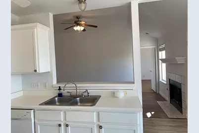 210 Evergreen Circle, Georgetown, TX 78626 - Photo 10