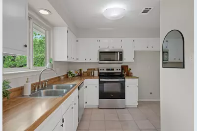 12223 Forsythe Drive, Austin, TX 78759 - Photo 14