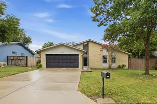 708 Greenwich Pl, Round Rock, TX 78664 - Photo 2