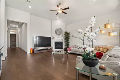 3801 Octavia Drive, Pflugerville, TX 78660 - Photo 8