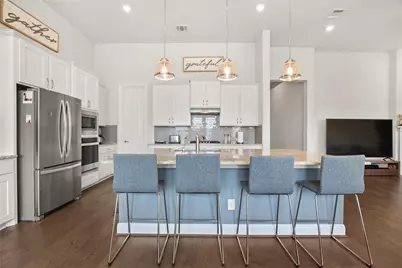 3801 Octavia Drive, Pflugerville, TX 78660 - Photo 2