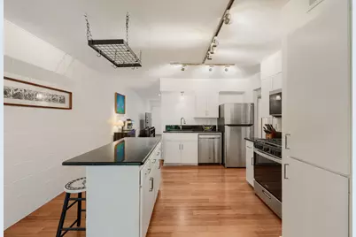 2303 East Side Drive #210, Austin, TX 78704 - Photo 8