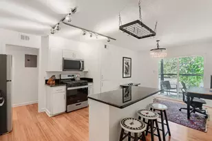 2303 East Side Dr, Austin, TX 78704 - Photo 6