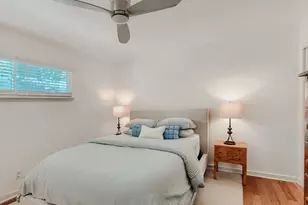 2303 East Side Dr, Austin, TX 78704 - Photo 18
