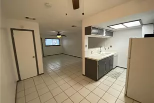 2413 Leon St, Austin, TX 78705 - Photo 2