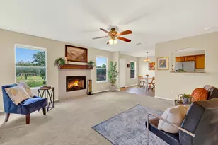 2047 Lisa Ln, San Marcos, TX 78666 - Photo 6