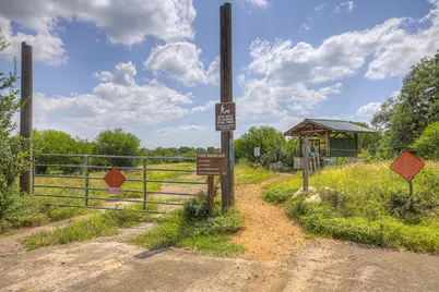 2047 Lisa Lane, San Marcos, TX 78666 - Photo 32