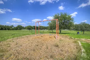2047 Lisa Ln, San Marcos, TX 78666 - Photo 38