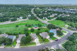 2047 Lisa Ln, San Marcos, TX 78666 - Photo 32
