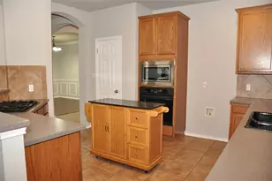 507 Las Colinas Dr, Leander, TX 78641 - Photo 4