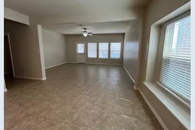 516 Rancho Verde Drive, Leander, TX 78641 - Photo 4