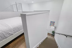 49 Navasota St, Austin, TX 78702 - Photo 12