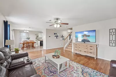130 Killian Loop, Hutto, TX 78634 - Photo 4