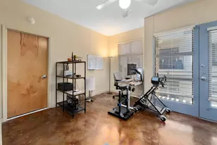 711 W 26th St, Austin, TX 78705 - Photo 22