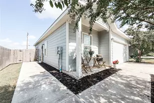 161 Emerald Green Trail, Buda, TX 78610 - Photo 4