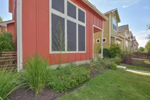 1601 Miriam Ave, Austin, TX 78702 - Photo 26