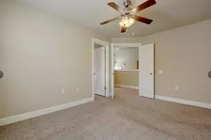 1601 Miriam Ave, Austin, TX 78702 - Photo 22