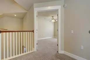 1601 Miriam Ave, Austin, TX 78702 - Photo 14