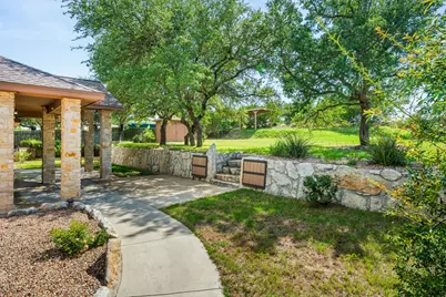 509 Meadow Oaks Drive, Dripping Springs, TX 78620 - Photo 26