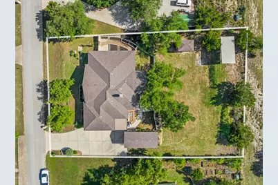 509 Meadow Oaks Drive, Dripping Springs, TX 78620 - Photo 30