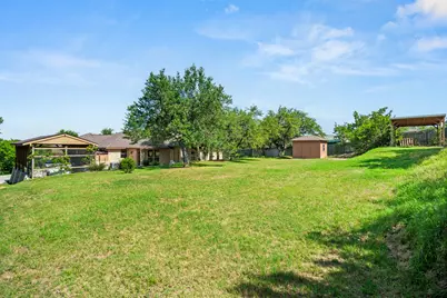 509 Meadow Oaks Drive, Dripping Springs, TX 78620 - Photo 22