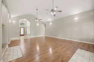 509 Meadow Oaks Dr, Dripping Springs, TX 78620 - Photo 4