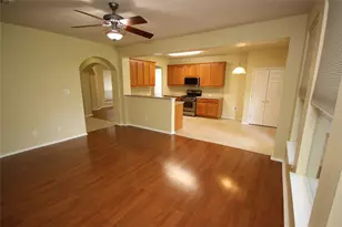 107 Buck Shot Ct, Bastrop, TX 78602 - Photo 10