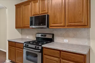 107 Buck Shot Ct, Bastrop, TX 78602 - Photo 10
