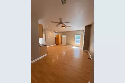 201 W 33rd Street #B, Austin, TX 78705 - Photo 6