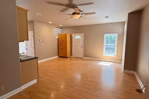 201 W 33rd St, Austin, TX 78705 - Photo 6
