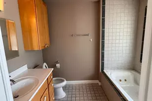 201 W 33rd St, Austin, TX 78705 - Photo 20