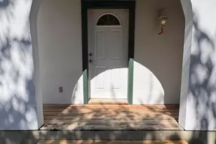 201 W 33rd St, Austin, TX 78705 - Photo 2