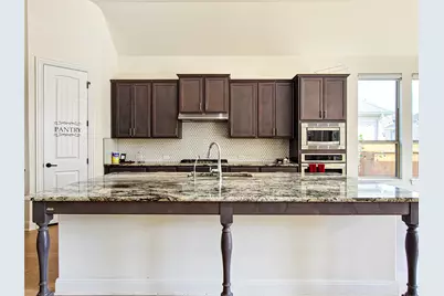 813 Sunny Ridge Drive, Leander, TX 78641 - Photo 10