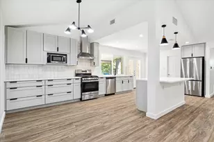 1311 Warrington Dr, Austin, TX 78753 - Photo 4