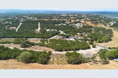 3403 Eisenhower Avenue, Lago Vista, TX 78645 - Photo 16