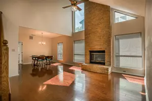 4451 Stony Meadow Ln, Austin, TX 78731 - Photo 2
