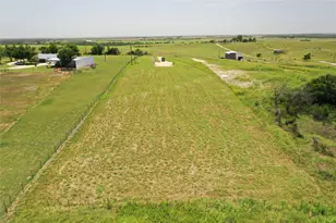 2069 County Road 455 Rd, Coupland, TX 78615 - Photo 8